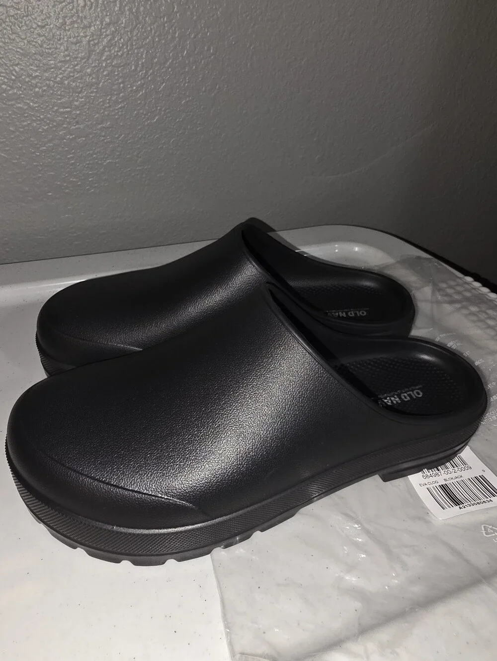 Bundle Of 2 Men's Old Navy Green & Black Eva Slip On Clogs Size 9